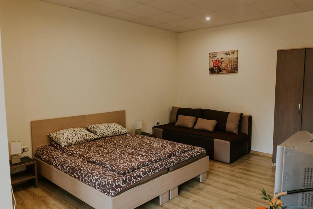 Guest House Baltika Ventspils Ngoại thất bức ảnh